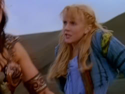 extant_XenaWarriorPrincess_1x13-AthensCityAcademyOfThePerformingBards_2987