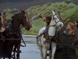 extant_XenaWarriorPrincess_1x13-AthensCityAcademyOfThePerformingBards_3021