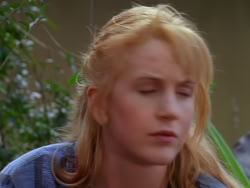 extant_XenaWarriorPrincess_1x13-AthensCityAcademyOfThePerformingBards_3061