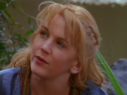 extant_XenaWarriorPrincess_1x13-AthensCityAcademyOfThePerformingBards_3093