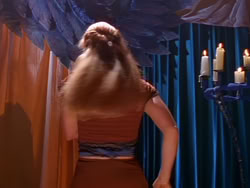 extant_XenaWarriorPrincess_1x13-AthensCityAcademyOfThePerformingBards_3132
