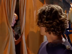 extant_XenaWarriorPrincess_1x13-AthensCityAcademyOfThePerformingBards_3185