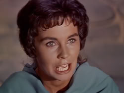 extant_XenaWarriorPrincess_1x13-AthensCityAcademyOfThePerformingBards_3341