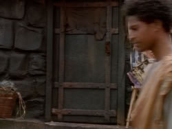 extant_XenaWarriorPrincess_1x13-AthensCityAcademyOfThePerformingBards_3357