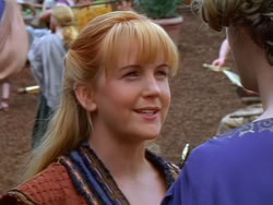 extant_XenaWarriorPrincess_1x13-AthensCityAcademyOfThePerformingBards_3386
