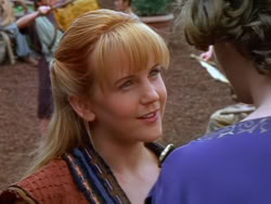 extant_XenaWarriorPrincess_1x13-AthensCityAcademyOfThePerformingBards_3396