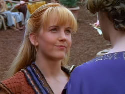 extant_XenaWarriorPrincess_1x13-AthensCityAcademyOfThePerformingBards_3403