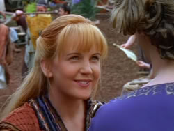 extant_XenaWarriorPrincess_1x13-AthensCityAcademyOfThePerformingBards_3412