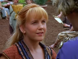 extant_XenaWarriorPrincess_1x13-AthensCityAcademyOfThePerformingBards_3420