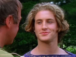 extant_XenaWarriorPrincess_1x13-AthensCityAcademyOfThePerformingBards_3462