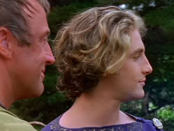 extant_XenaWarriorPrincess_1x13-AthensCityAcademyOfThePerformingBards_3465