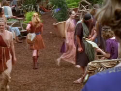 extant_XenaWarriorPrincess_1x13-AthensCityAcademyOfThePerformingBards_3471
