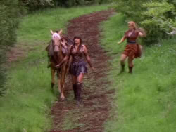 extant_XenaWarriorPrincess_1x13-AthensCityAcademyOfThePerformingBards_3481
