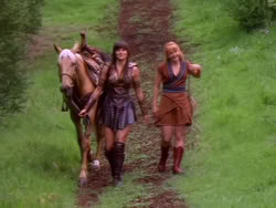 extant_XenaWarriorPrincess_1x13-AthensCityAcademyOfThePerformingBards_3490