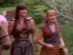 extant_XenaWarriorPrincess_1x13-AthensCityAcademyOfThePerformingBards_3511