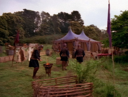 extant_XenaWarriorPrincess_1x14-AFistfulofDinars_00493