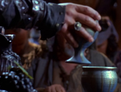 extant_XenaWarriorPrincess_1x14-AFistfulofDinars_00501