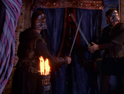extant_XenaWarriorPrincess_1x14-AFistfulofDinars_00549