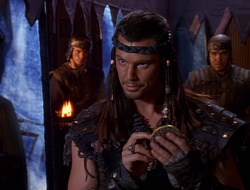 extant_XenaWarriorPrincess_1x14-AFistfulofDinars_00604