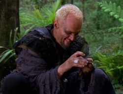 extant_XenaWarriorPrincess_1x14-AFistfulofDinars_00897