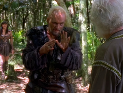 extant_XenaWarriorPrincess_1x14-AFistfulofDinars_01029