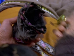 extant_XenaWarriorPrincess_1x14-AFistfulofDinars_01128
