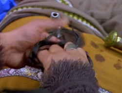 extant_XenaWarriorPrincess_1x14-AFistfulofDinars_01130