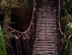 extant_XenaWarriorPrincess_1x14-AFistfulofDinars_01253