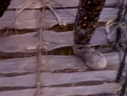 extant_XenaWarriorPrincess_1x14-AFistfulofDinars_01290