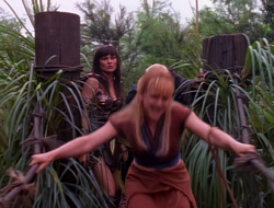 extant_XenaWarriorPrincess_1x14-AFistfulofDinars_01344