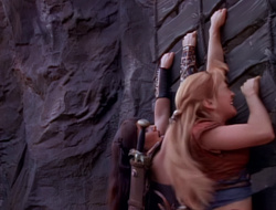 extant_XenaWarriorPrincess_1x14-AFistfulofDinars_01468