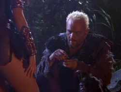 extant_XenaWarriorPrincess_1x14-AFistfulofDinars_01623