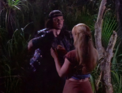 extant_XenaWarriorPrincess_1x14-AFistfulofDinars_01806