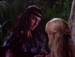 extant_XenaWarriorPrincess_1x14-AFistfulofDinars_01847