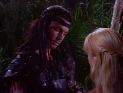extant_XenaWarriorPrincess_1x14-AFistfulofDinars_01855