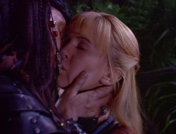 extant_XenaWarriorPrincess_1x14-AFistfulofDinars_01885