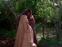 extant_XenaWarriorPrincess_1x14-AFistfulofDinars_02183