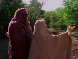 extant_XenaWarriorPrincess_1x14-AFistfulofDinars_02187