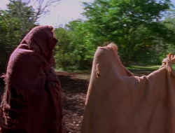 extant_XenaWarriorPrincess_1x14-AFistfulofDinars_02188