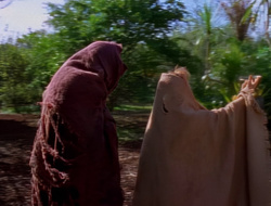 extant_XenaWarriorPrincess_1x14-AFistfulofDinars_02189