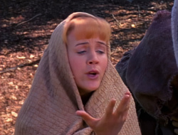 extant_XenaWarriorPrincess_1x14-AFistfulofDinars_02218