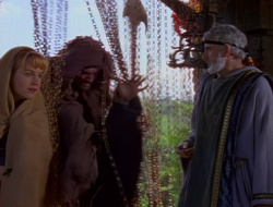 extant_XenaWarriorPrincess_1x14-AFistfulofDinars_02268