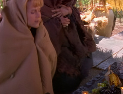 extant_XenaWarriorPrincess_1x14-AFistfulofDinars_02286