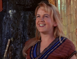 extant_XenaWarriorPrincess_1x14-AFistfulofDinars_02411