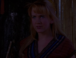extant_XenaWarriorPrincess_1x14-AFistfulofDinars_02418