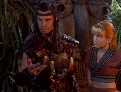 extant_XenaWarriorPrincess_1x14-AFistfulofDinars_02598