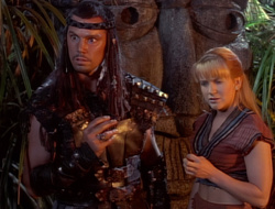 extant_XenaWarriorPrincess_1x14-AFistfulofDinars_02634