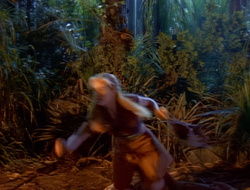 extant_XenaWarriorPrincess_1x14-AFistfulofDinars_02736