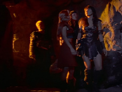 extant_XenaWarriorPrincess_1x14-AFistfulofDinars_02809