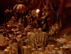 extant_XenaWarriorPrincess_1x14-AFistfulofDinars_02884